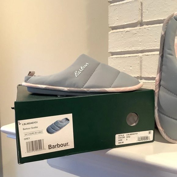 NIB Barbour “Scottie” Gray and Pink Quilted Slip On Size 5 Womens - Picture 5 of 12